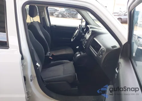 2016 Jeep Patriot Latitude from USA, damaged, VIN 1C4NJPFA0GD588643